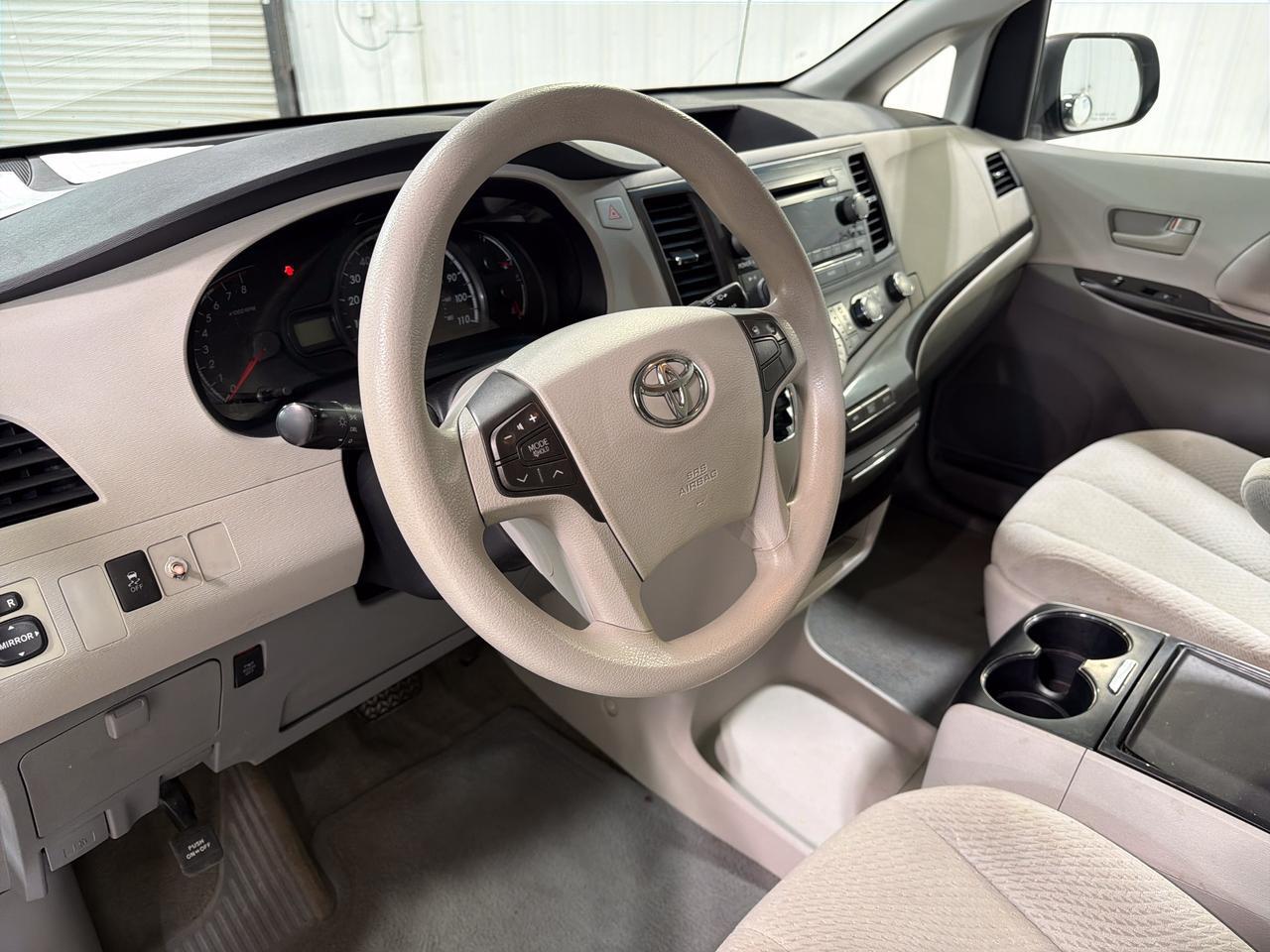 2012 Toyota Sienna LE San Antonio TX