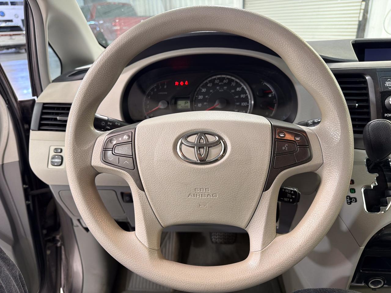 2012 Toyota Sienna LE San Antonio TX