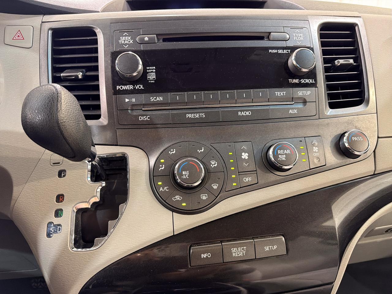 2012 Toyota Sienna LE San Antonio TX