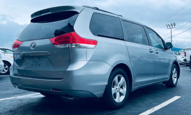 2012 Toyota Sienna LE V6 7 Passenger Auto Access Seat | LE V6 8 Passenger Hot Springs AR