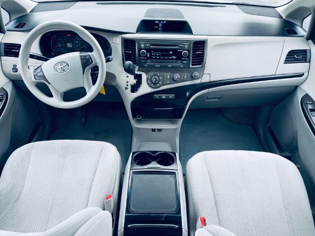 2012 Toyota Sienna LE V6 7 Passenger Auto Access Seat | LE V6 8 Passenger Hot Springs AR