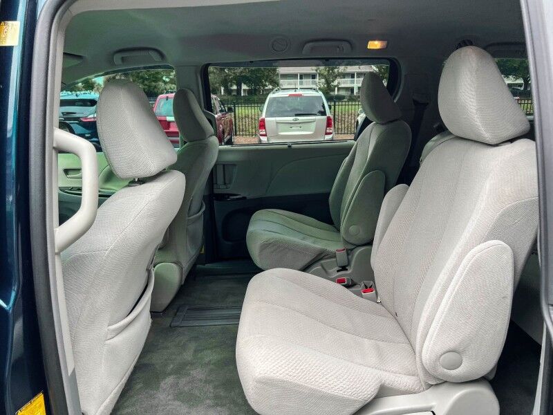 2012 Toyota Sienna LE Wilmington NC