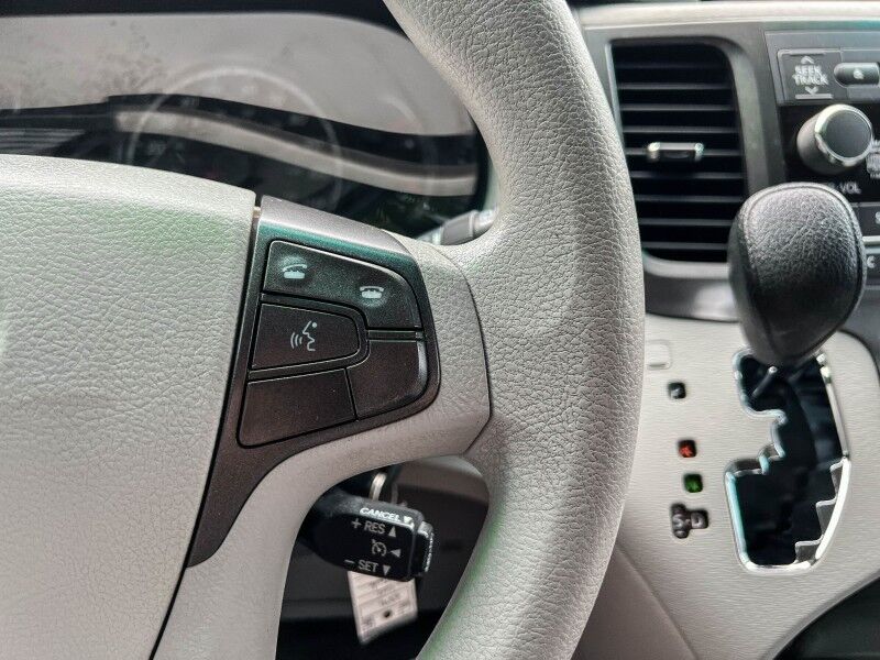 2012 Toyota Sienna LE Wilmington NC