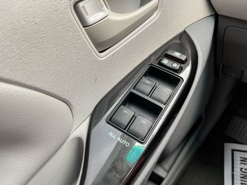 2012 Toyota Sienna LE Wilmington NC