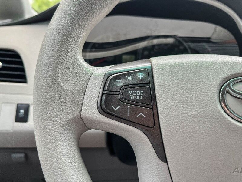 2012 Toyota Sienna LE Wilmington NC