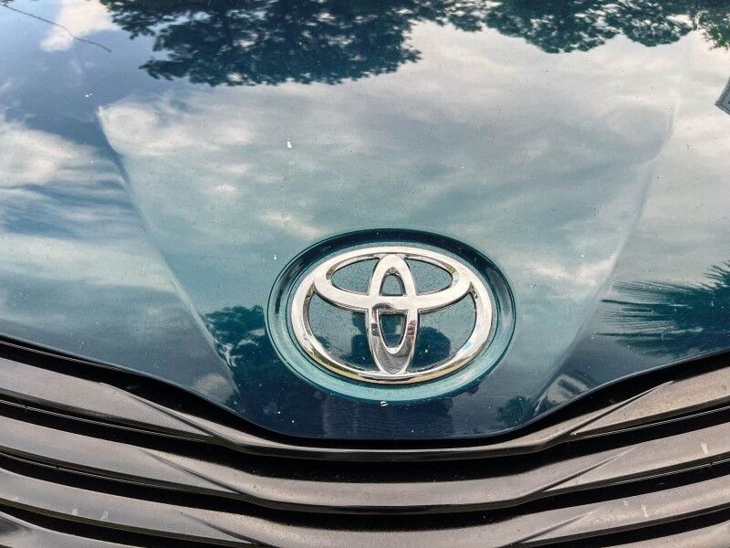 2012 Toyota Sienna LE Wilmington NC
