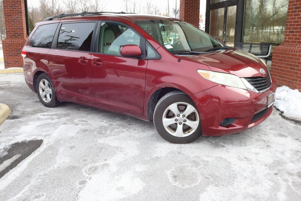 2012 Toyota Sienna LE