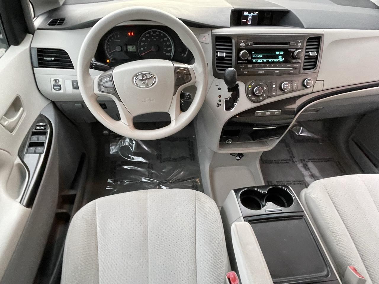 2012 Toyota Sienna LE Alexandria VA