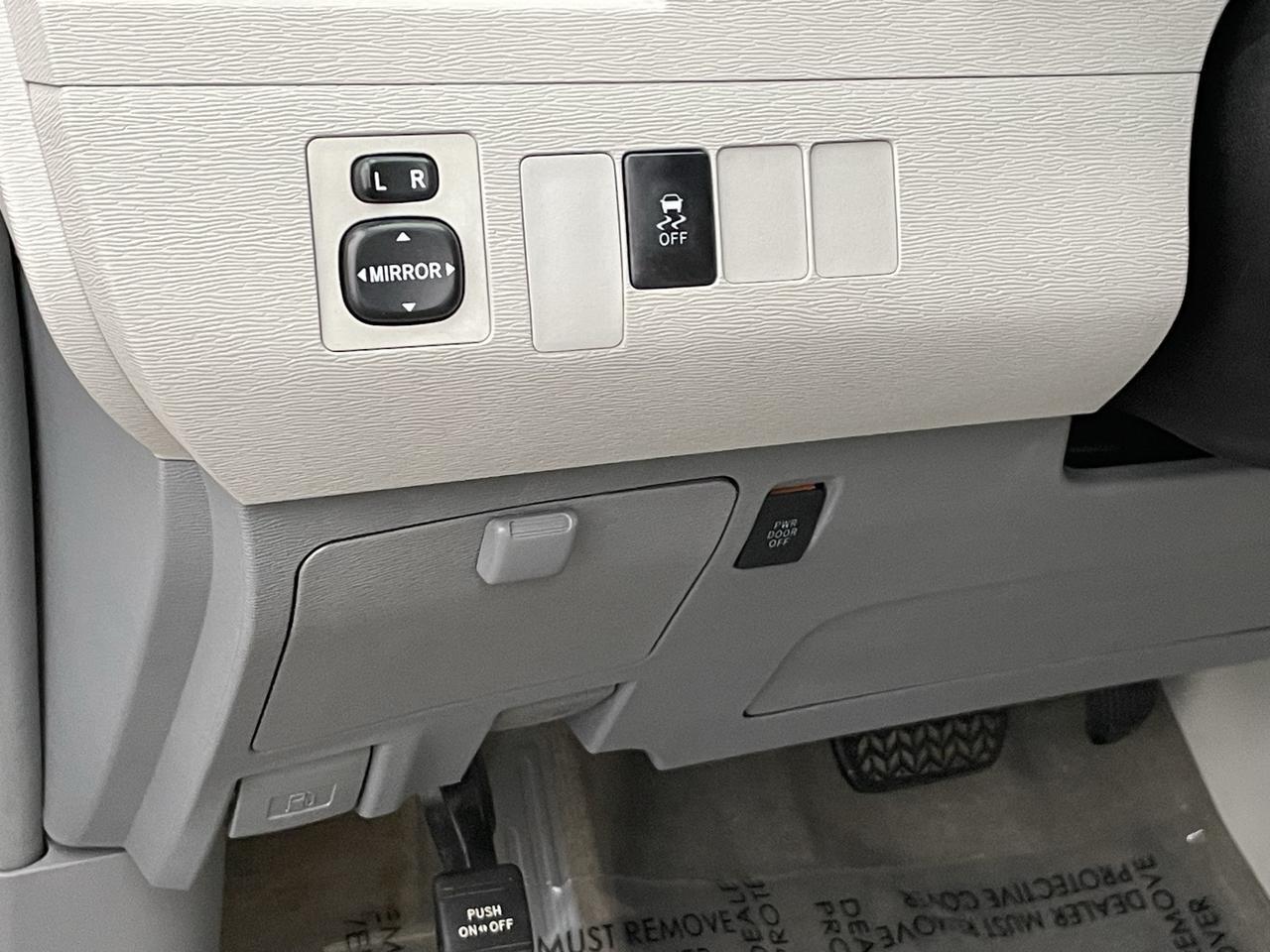 2012 Toyota Sienna LE Alexandria VA
