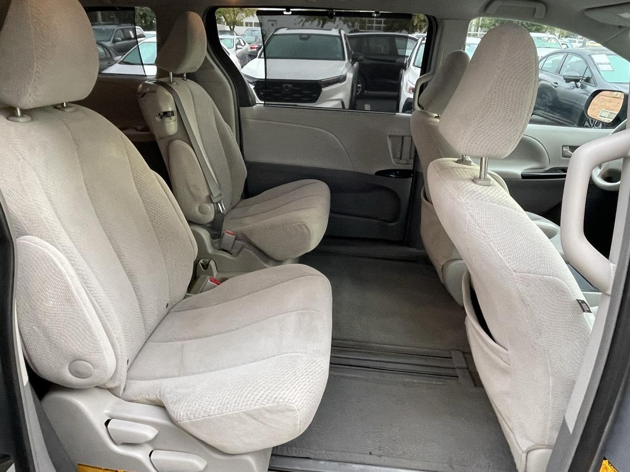 2012 Toyota Sienna LE Alexandria VA