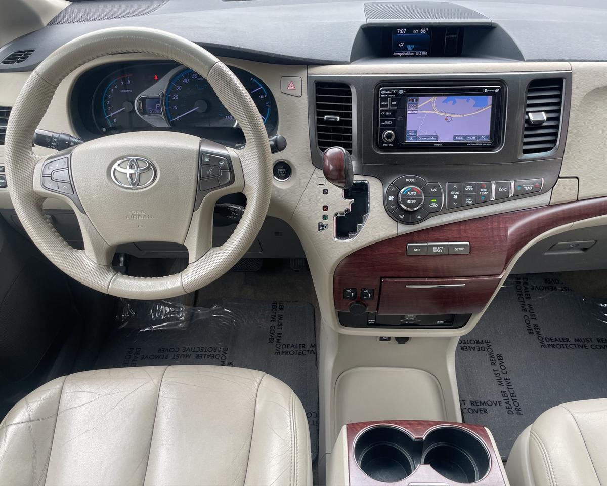 2012 Toyota Sienna XLE Minivan 4D Port Orchard WA