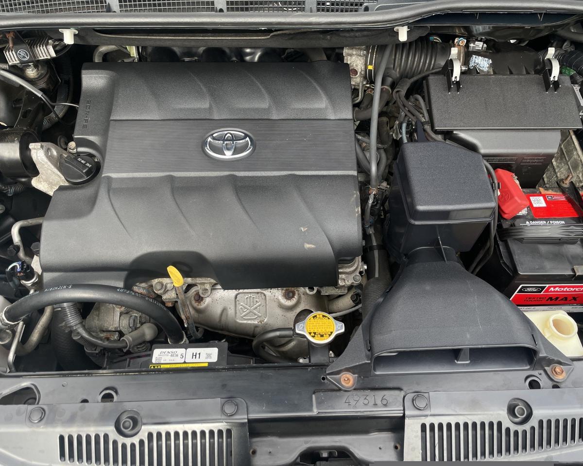 2012 Toyota Sienna XLE Minivan 4D Port Orchard WA