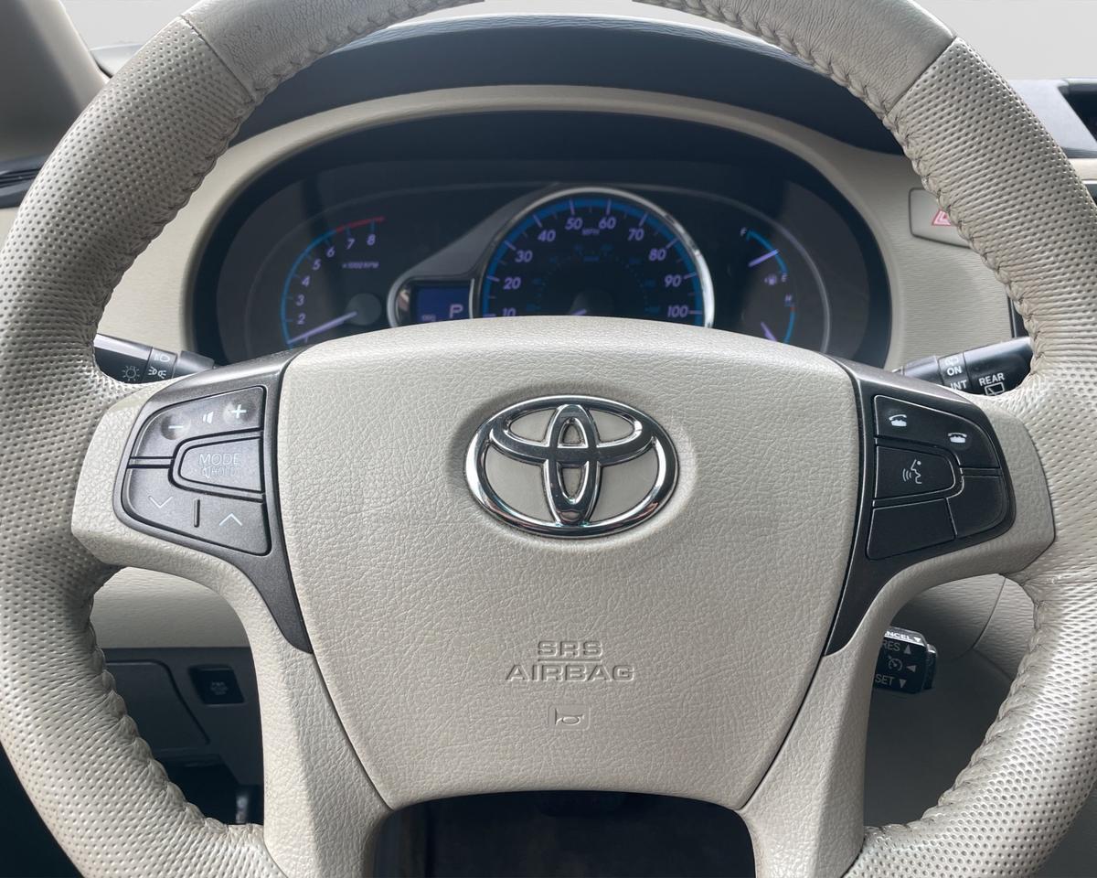 2012 Toyota Sienna XLE Minivan 4D Port Orchard WA