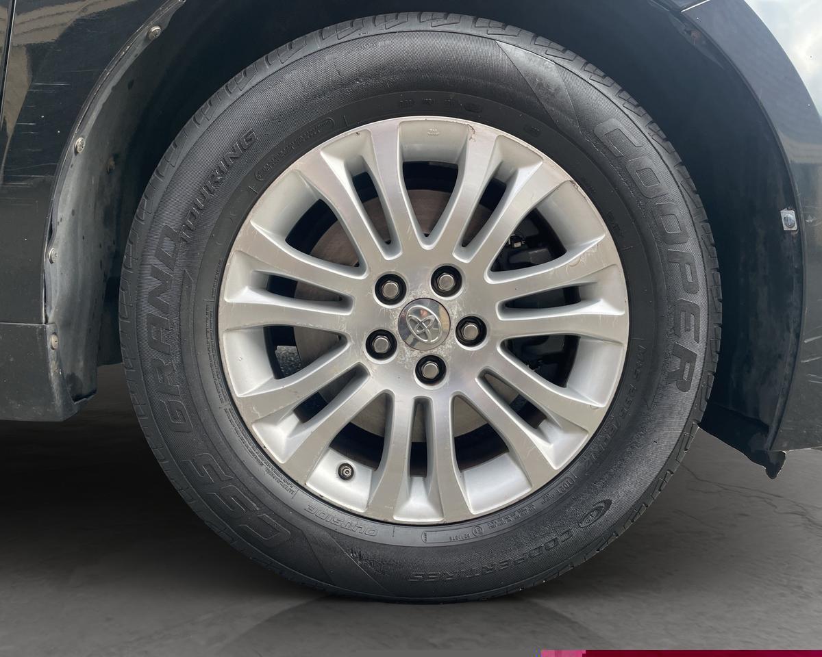 2012 Toyota Sienna XLE Minivan 4D Port Orchard WA