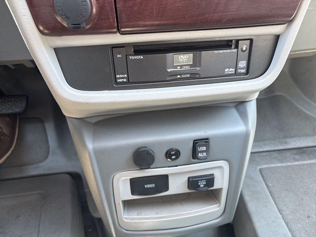 2012 Toyota Sienna XLE Mobility Auto Access Cockeysville MD
