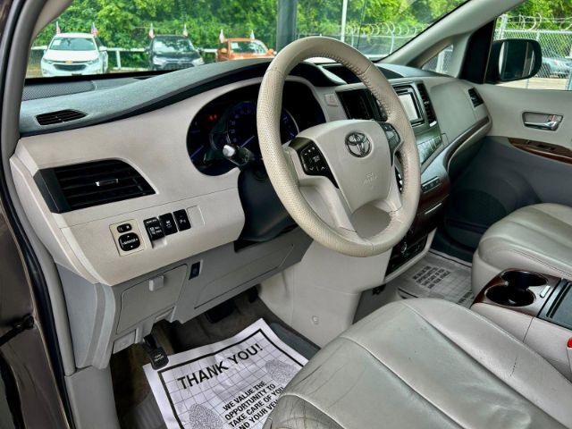 2012 Toyota Sienna XLE V6 7 Passenger Houston TX