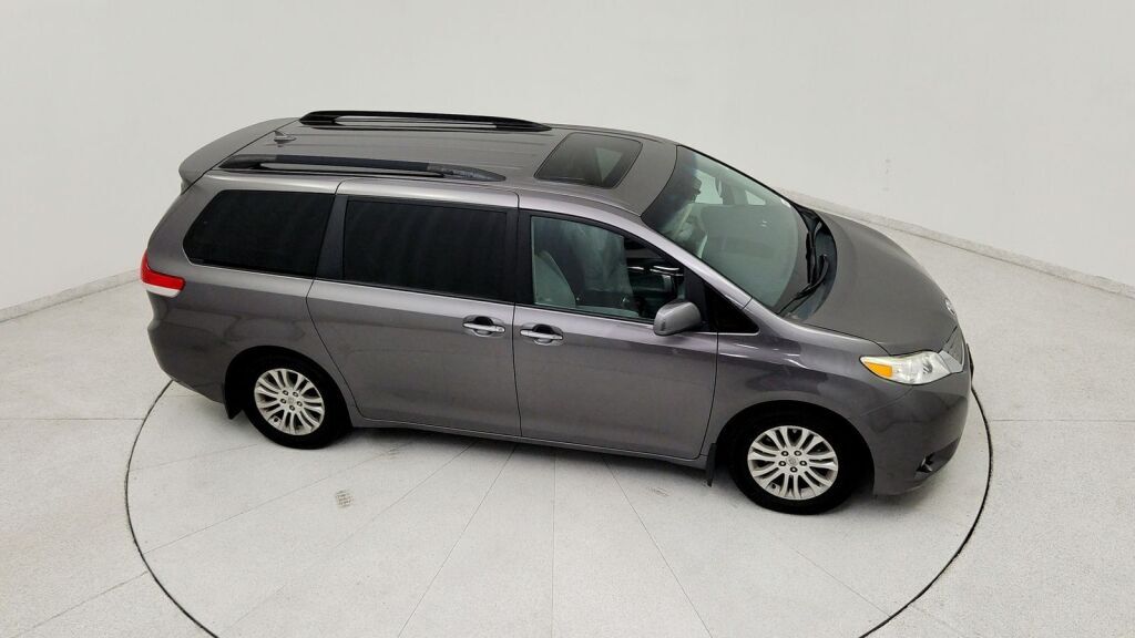 2012 Toyota Sienna XLE Laurel MD