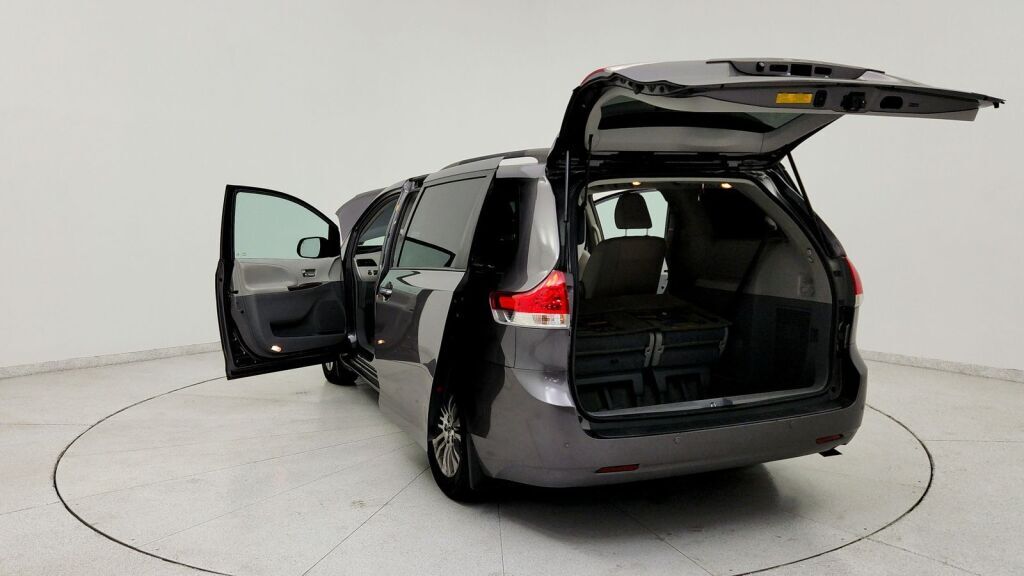2012 Toyota Sienna XLE Laurel MD