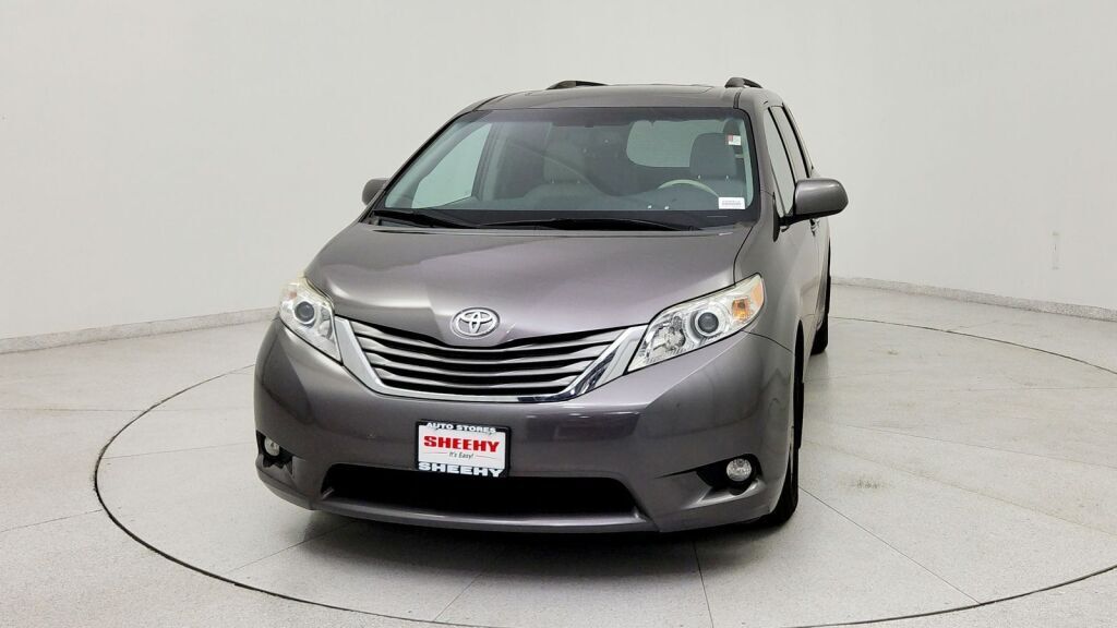 2012 Toyota Sienna XLE Laurel MD