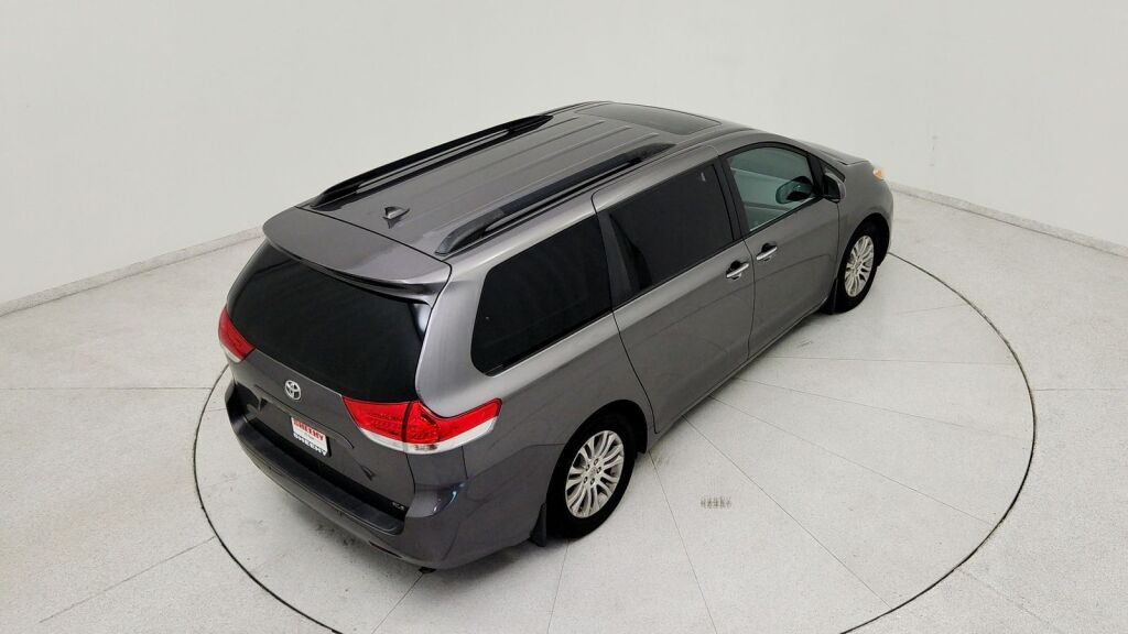 2012 Toyota Sienna XLE Laurel MD
