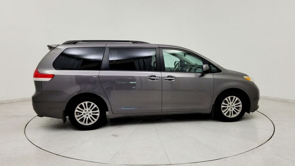 2012 Toyota Sienna XLE Laurel MD