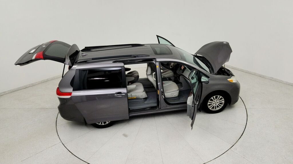 2012 Toyota Sienna XLE Laurel MD