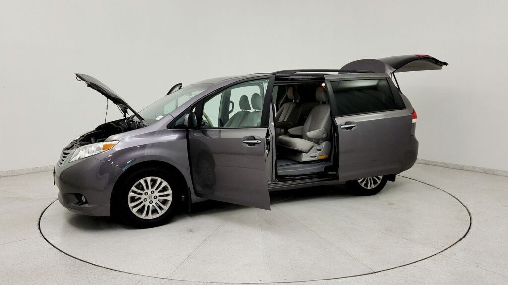 2012 Toyota Sienna XLE Laurel MD