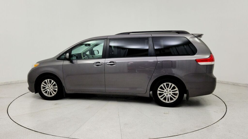 2012 Toyota Sienna XLE Laurel MD