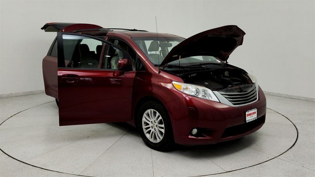 2012 Toyota Sienna XLE Laurel MD
