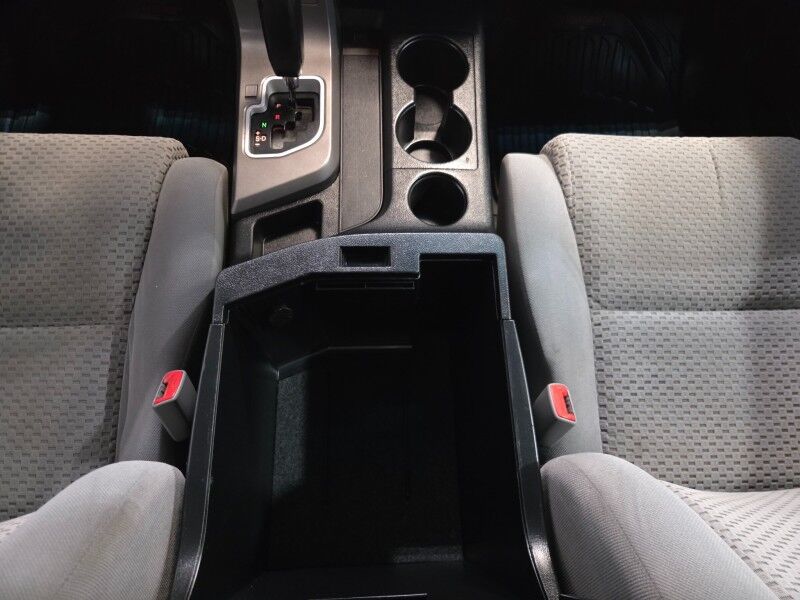 2012 Toyota Tundra 4WD Crew Max 4.6L V8 Camper Shell Backup Camera FREE WARRANTY Arlington TX