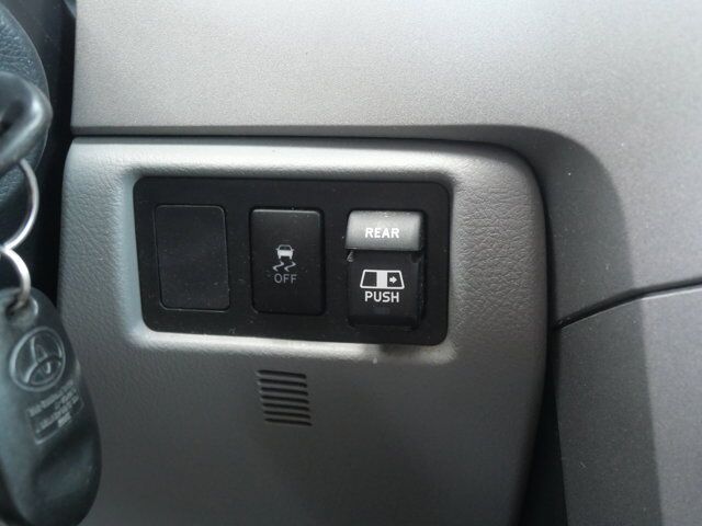2012 Toyota Tundra 4WD Truck Grade San Juan TX