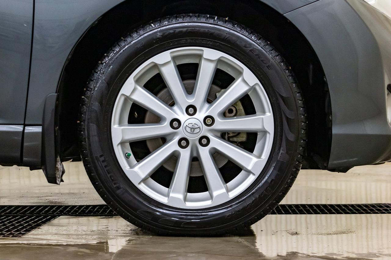 2012 Toyota Venza AWD LE Leather Roof Nav Red Deer AB