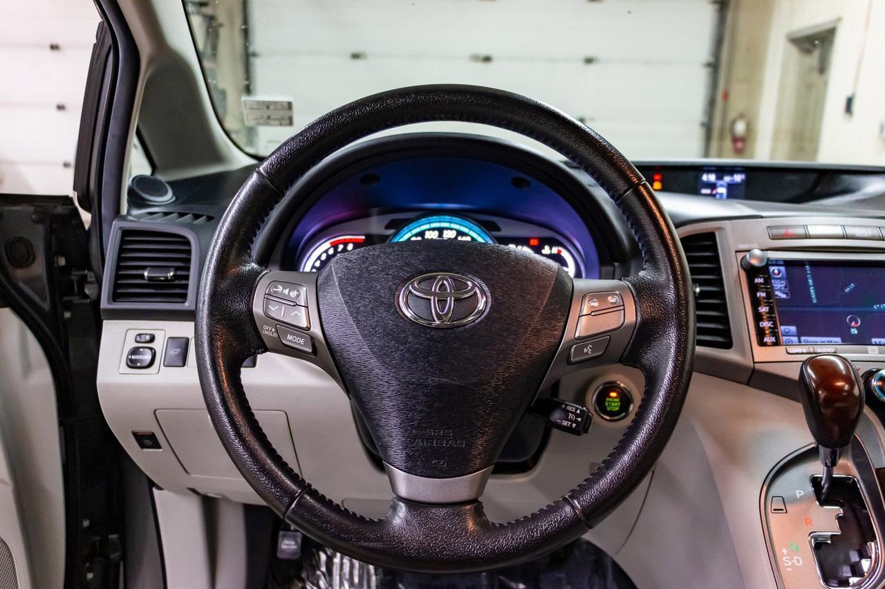 2012 Toyota Venza AWD LE Leather Roof Nav Red Deer AB