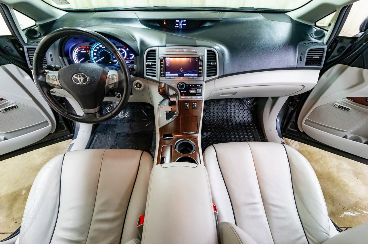 2012 Toyota Venza AWD LE Leather Roof Nav Red Deer AB