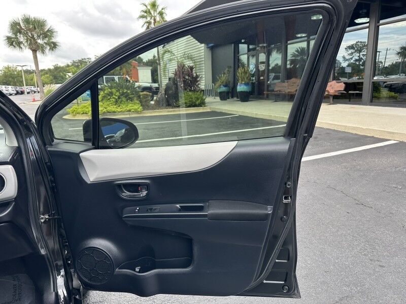 2012 Toyota Yaris L Jacksonville FL