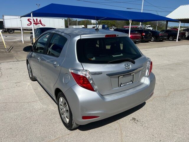 2012 Toyota Yaris LE Gainesville TX