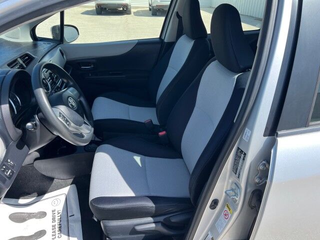 2012 Toyota Yaris LE Gainesville TX