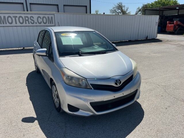 2012 Toyota Yaris LE Gainesville TX