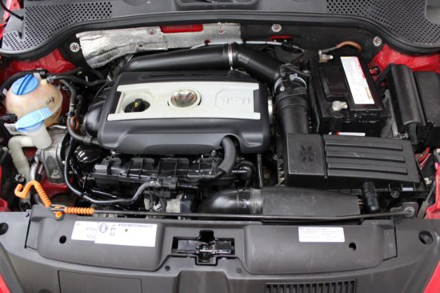 2012 Volkswagen Beetle 2.0T Turbo Chantilly VA