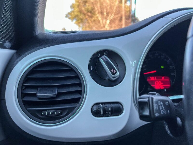 2012 Volkswagen Beetle 2.0T Turbo PZEV Wilmington NC