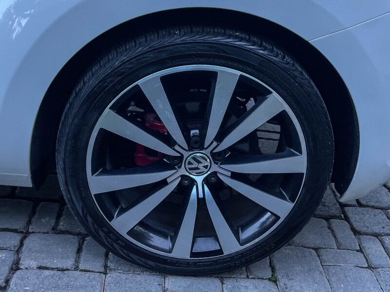 2012 Volkswagen Beetle 2.0T Turbo PZEV Wilmington NC