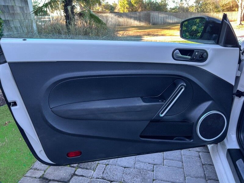 2012 Volkswagen Beetle 2.0T Turbo PZEV Wilmington NC