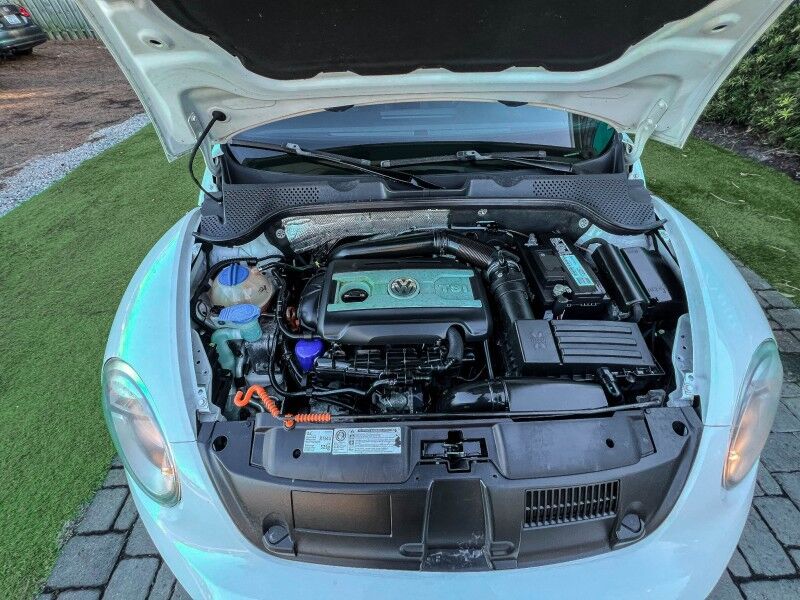 2012 Volkswagen Beetle 2.0T Turbo PZEV Wilmington NC