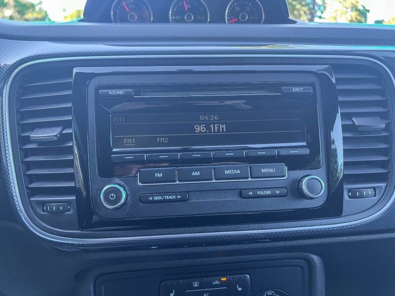 2012 Volkswagen Beetle 2.0T Turbo w/Sun/Sound PZEV Wilmington NC