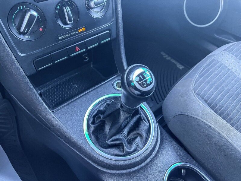 2012 Volkswagen Beetle 2.0T Turbo w/Sun/Sound PZEV Wilmington NC