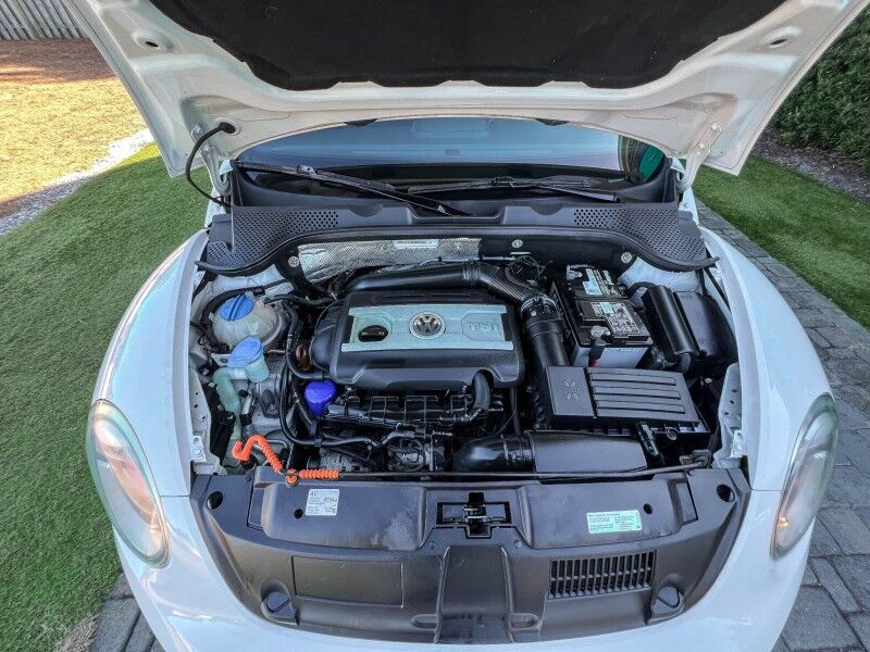 2012 Volkswagen Beetle 2.0T Turbo w/Sun/Sound PZEV Wilmington NC