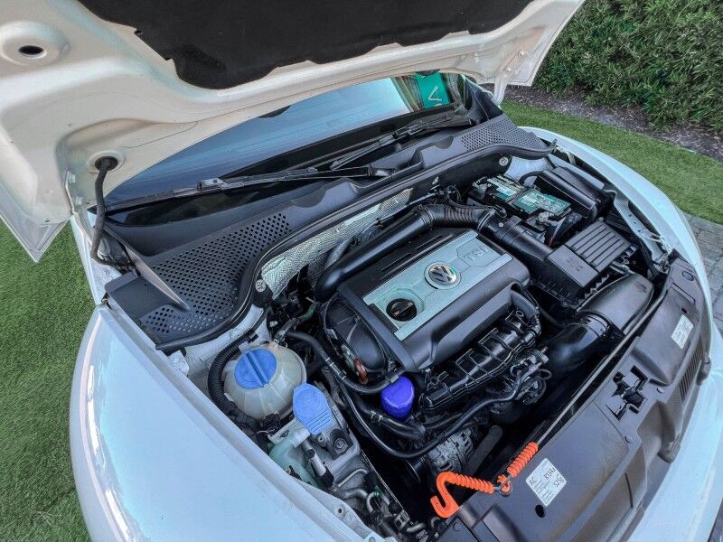 2012 Volkswagen Beetle 2.0T Turbo w/Sun/Sound PZEV Wilmington NC