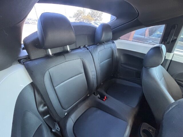 2012 Volkswagen Beetle 2.5L