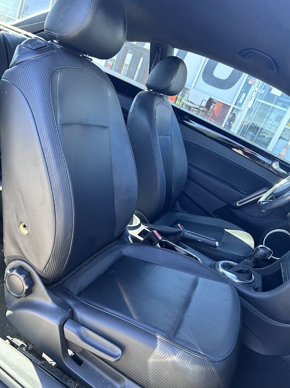 2012 Volkswagen Beetle 2.5L w/Sunroof Sound & Nav Houston TX