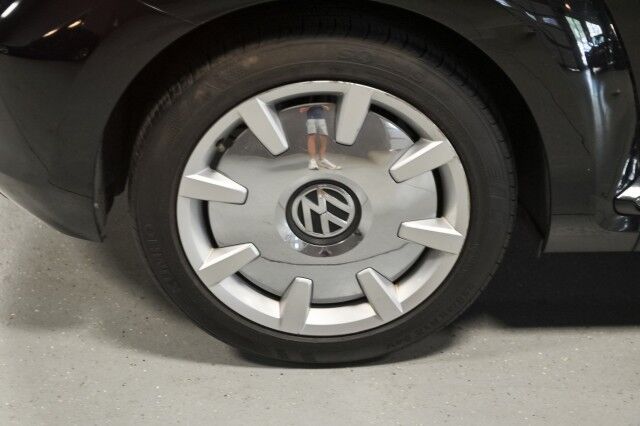 2012 Volkswagen Beetle 2dr Coupe Chicago IL